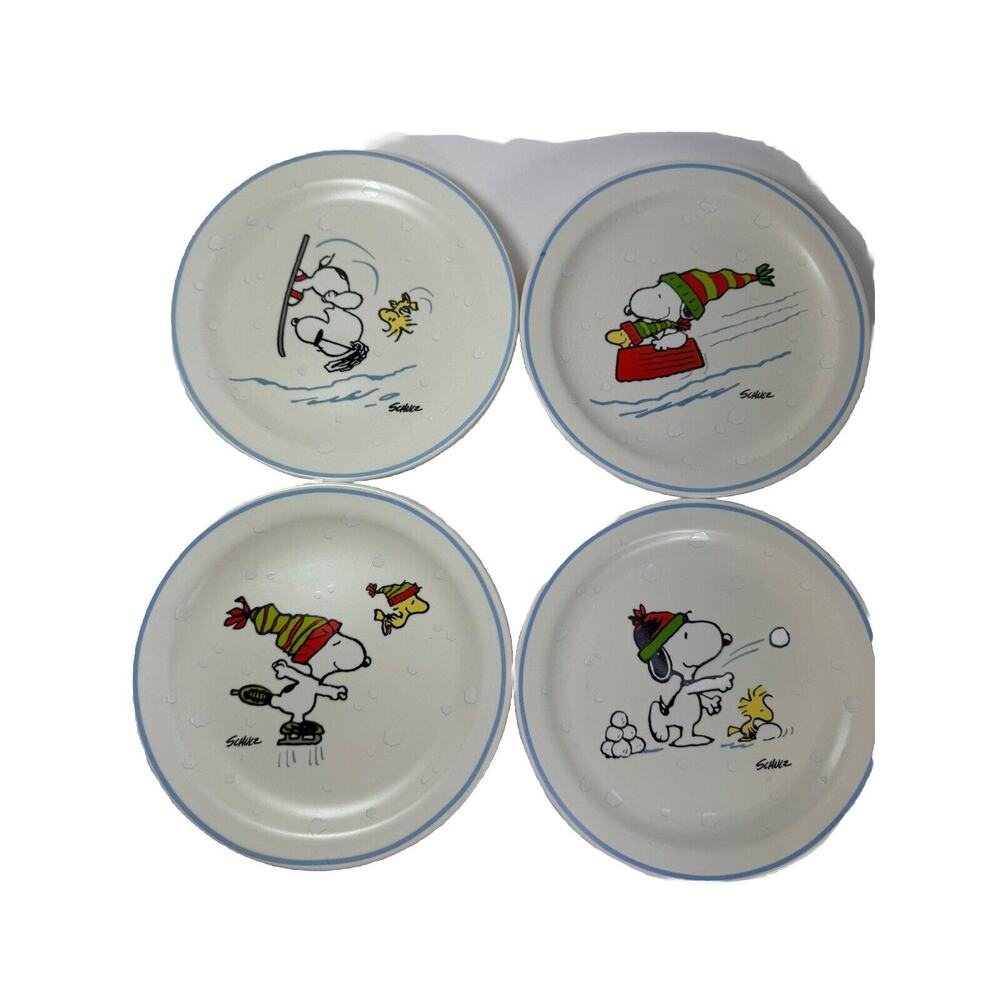 Hallmark Schultz PEANUTS 4 Dessert Plates SNOOPY WOODSTOCK Snow Scenes 6.5”